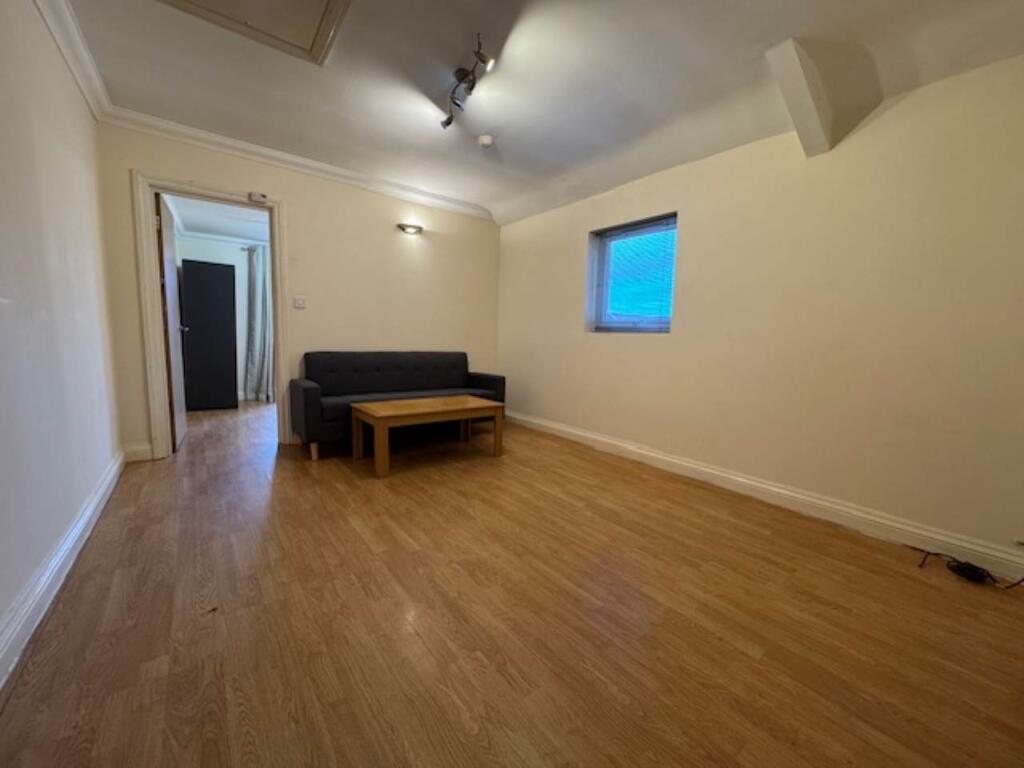 Main image of property: Richmond Road, Roath, Cardiff