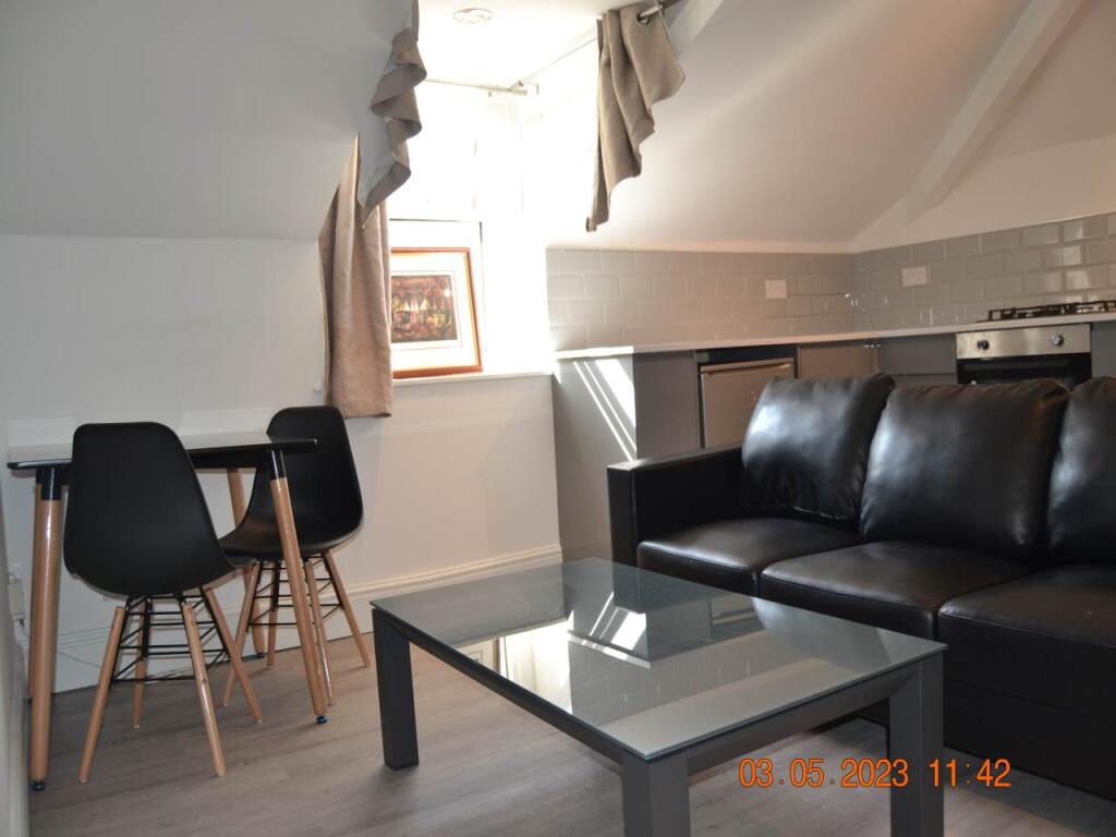 Main image of property: The Parade, Roath, Cardiff