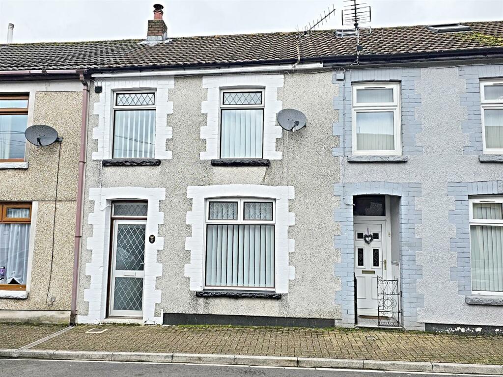 3 bedroom terraced house for sale in Thurston Road, Trallwn, Pontypridd