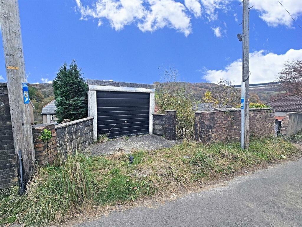 Additional property image - Clydach Road, Ynysybwl, Pontypridd
