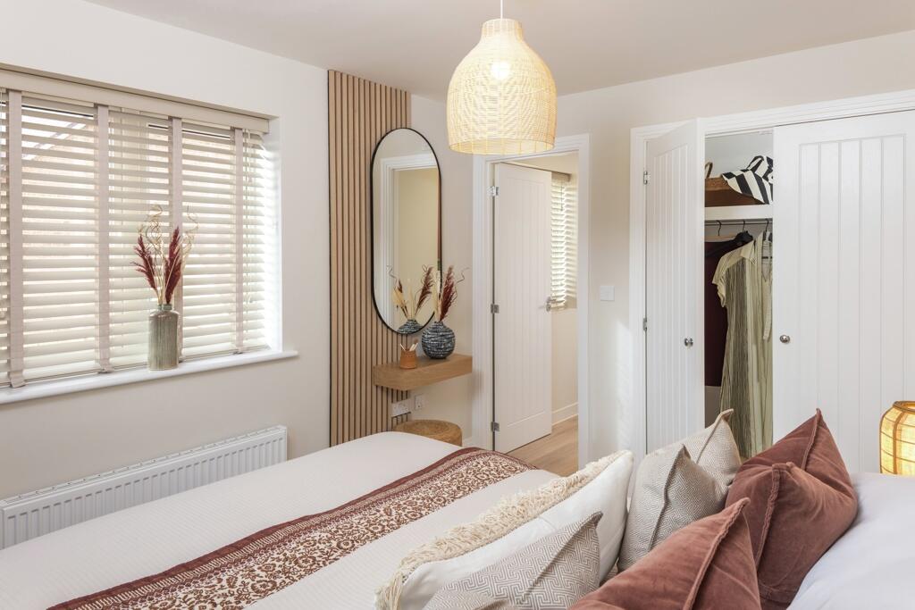 Additional property image - Doughton Road (off, Coggeshall Road), Kelvedon 
CO5 9NX