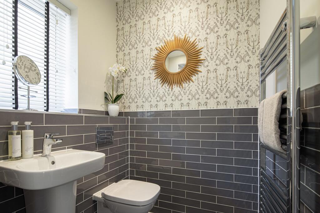 Additional property image - Doughton Road (off, Coggeshall Road), Kelvedon 
CO5 9NX