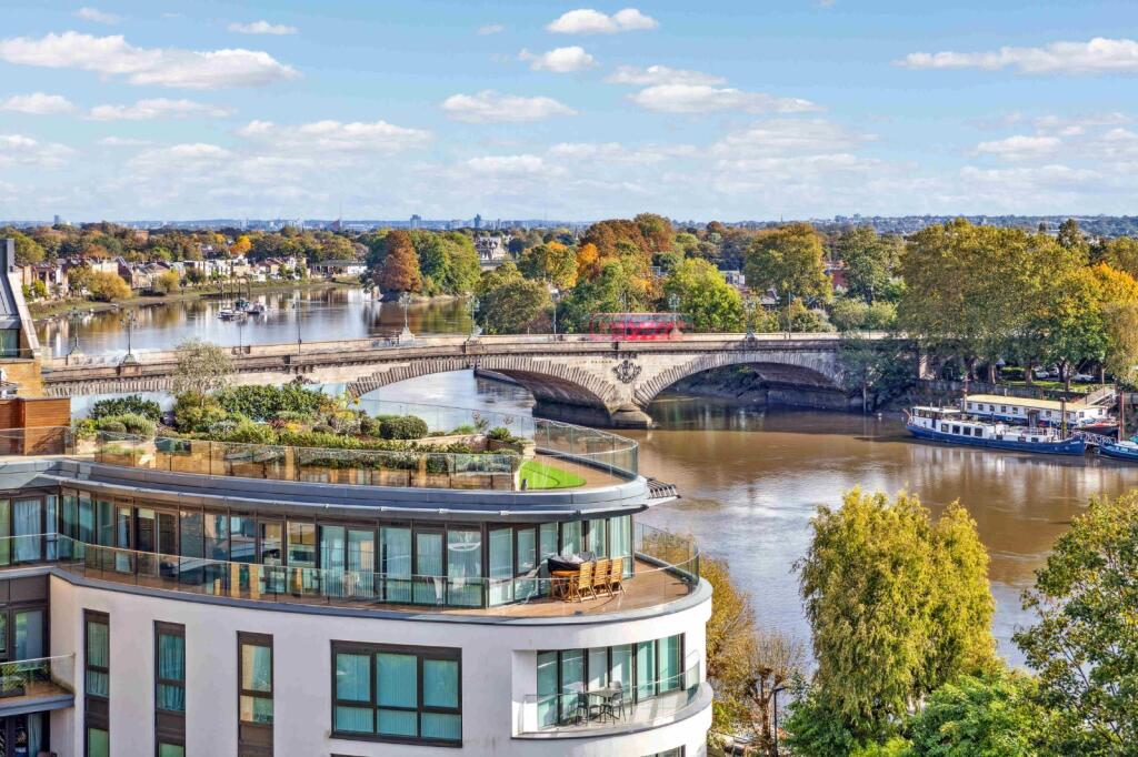 Main image of property: Regatta Point, 
38 Kew Bridge Road, TW8