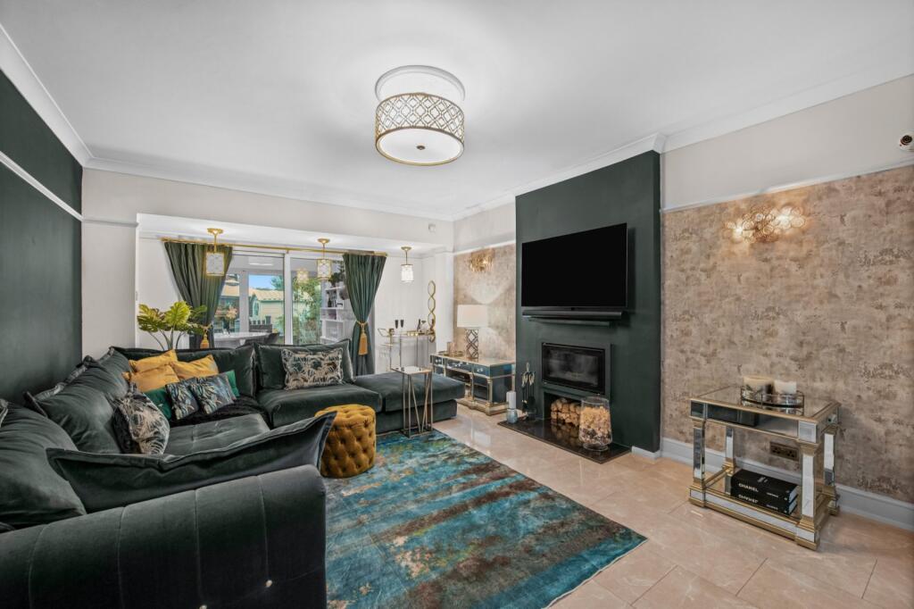 Main image of property: Mortlake Road, 
Richmond, TW9