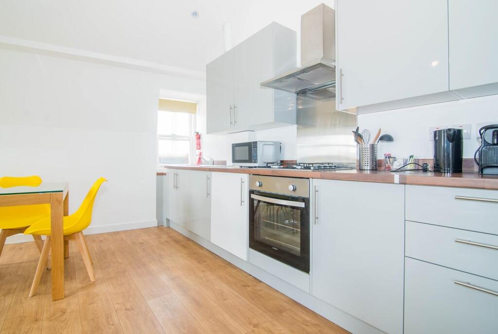 Main image of property: Kew Bridge Road, 
Brentford, TW8