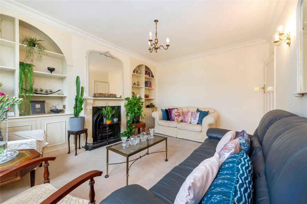 Main image of property: Gloucester Court, 
Kew Road, TW9