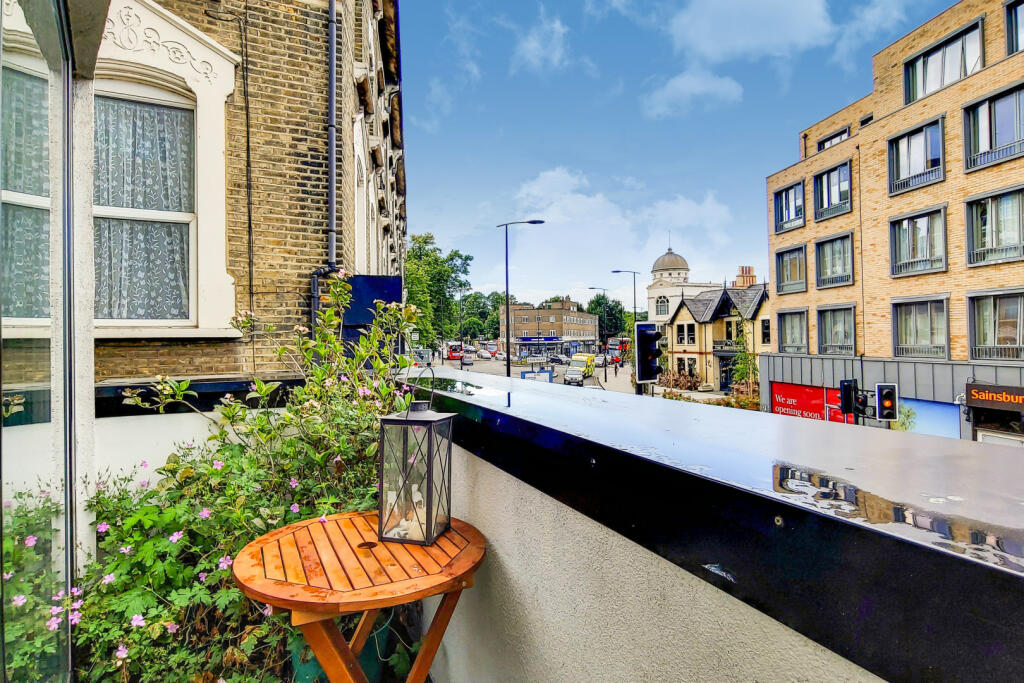 1 bedroom flat for sale in Orb Apartments, Kirkdale, London, SE26