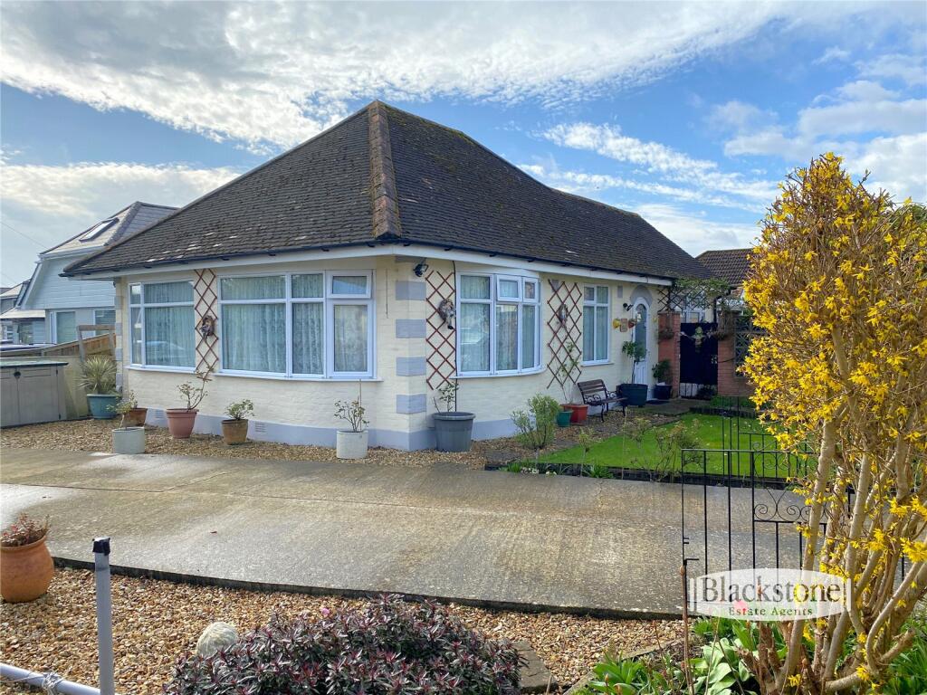 3 bedroom bungalow for sale in Woodfield Road, Bear Cross, Bournemouth