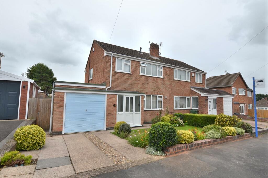 3 bedroom semidetached house for sale in Greedon Rise, Sileby