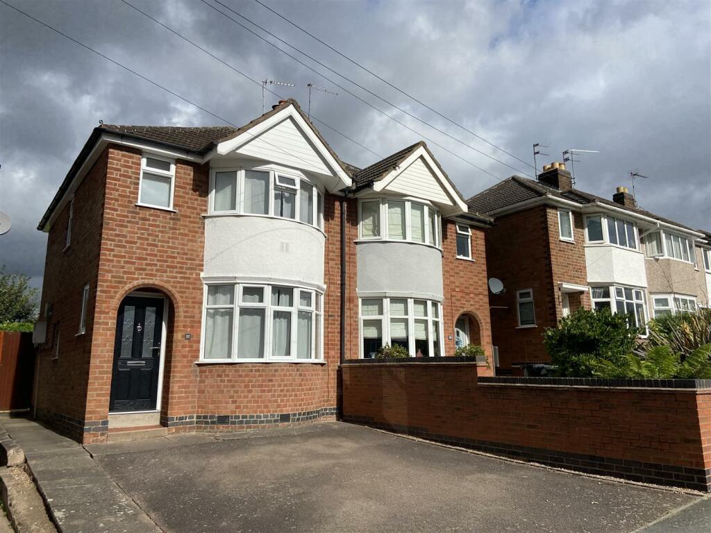 2 bedroom semidetached house for sale in Charles Street, Sileby