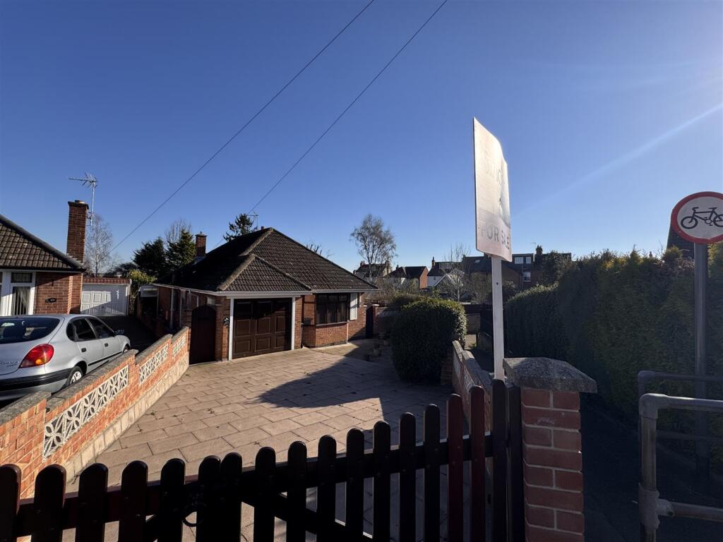 Main image of property: Breadcroft Lane, Barrow Upon Soar, Loughborough