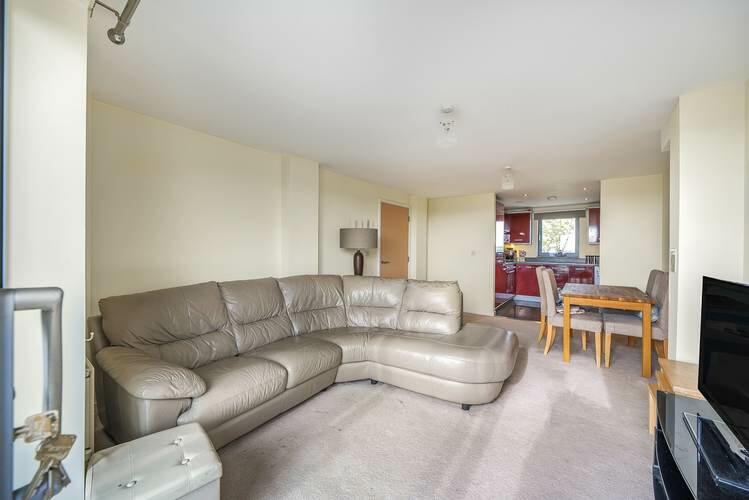 2 bedroom flat for sale in Streatham Place, Clapham, London, SW2