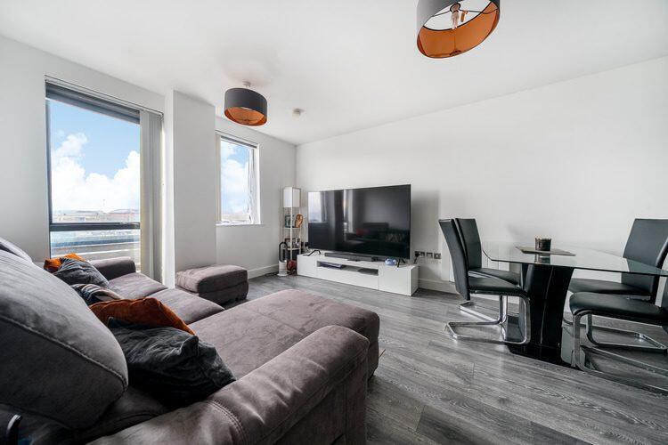 Main image of property: West Terrace, Six Hills House, Stevenage, Hertfordshire, SG1