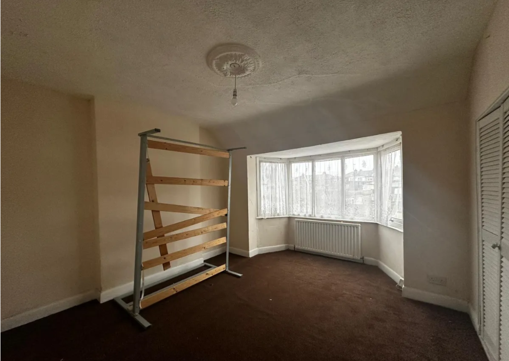 Additional property image - Blakeley Hall Road, Oldbury, West Midlands, B69