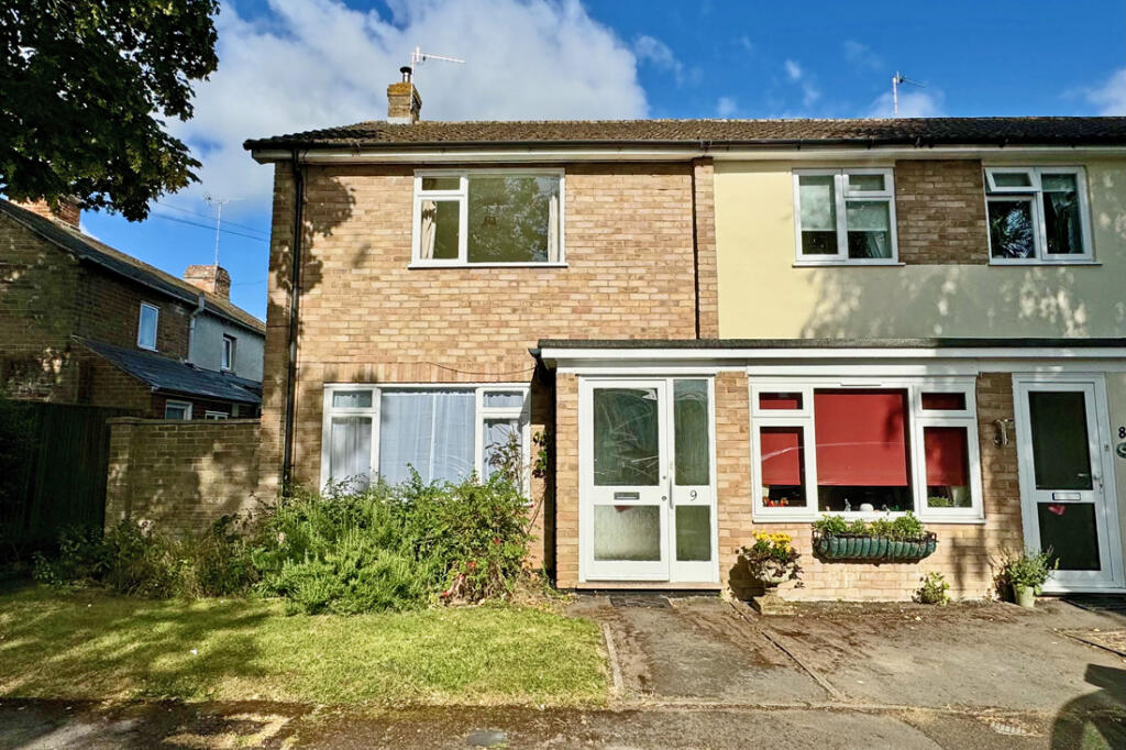 2 bedroom terraced house for sale in Cherwell Close, Wallingford, OX10