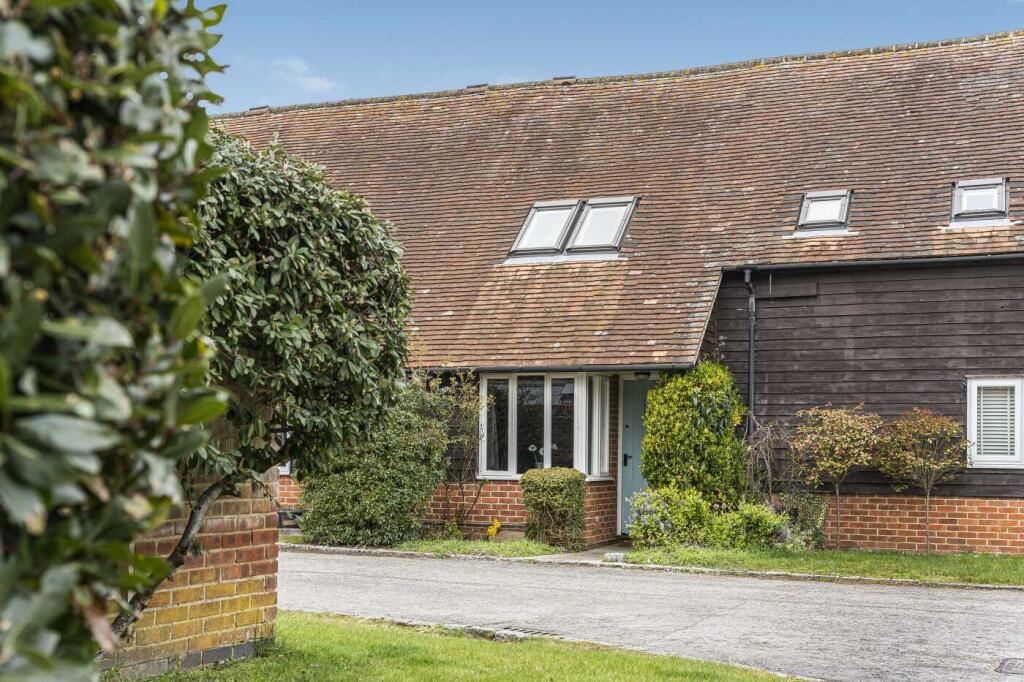Main image of property: Bosley Crescent,Wallingford,OX10 9AS