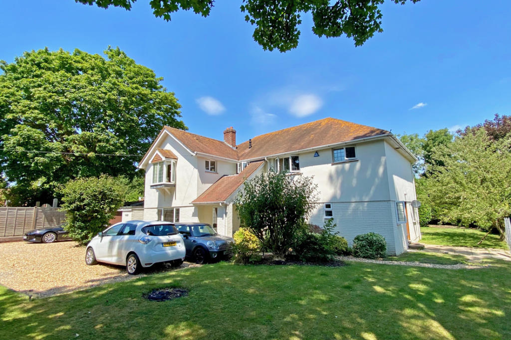 5 bedroom detached house for sale in The Croft, Aston Tirrold, OX11
