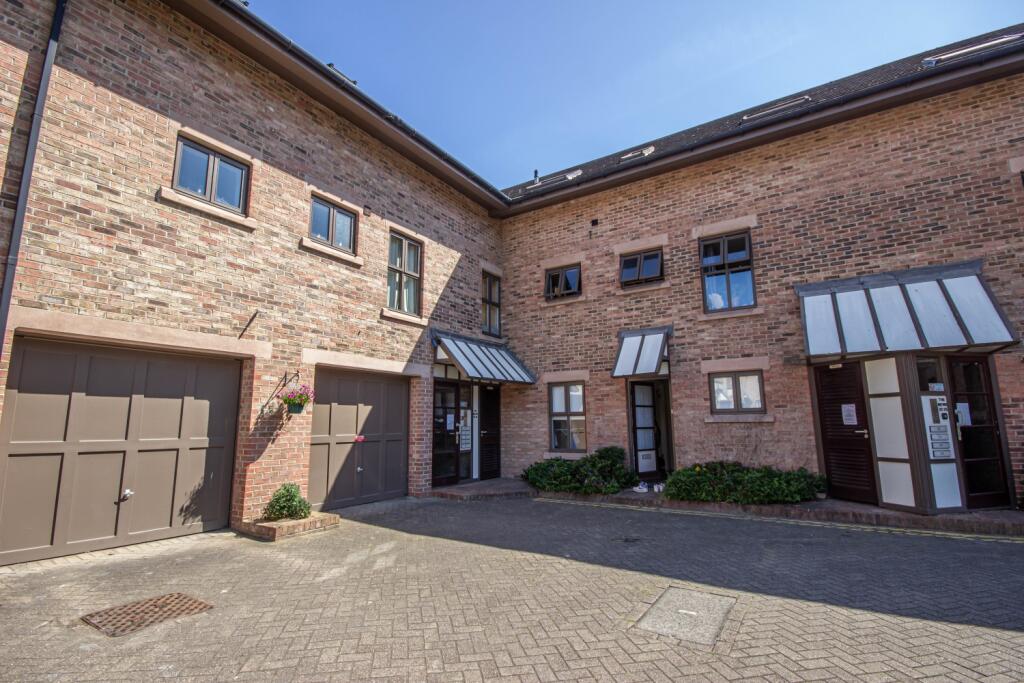2 bedroom ground floor flat for rent in The Mews, Newcastle upon Tyne, Tyne and Wear, NE1