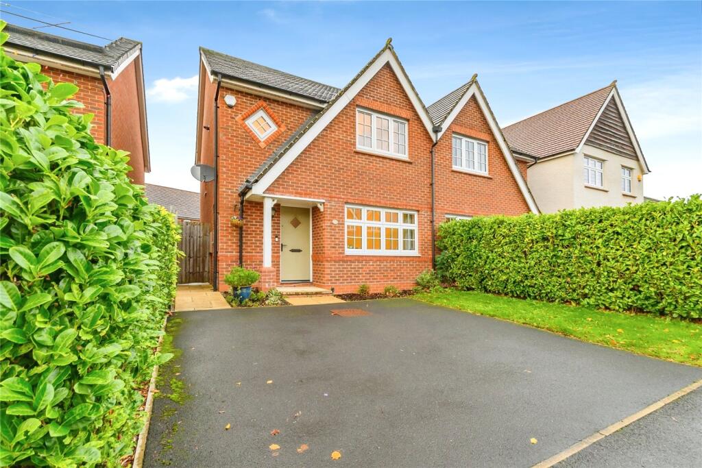 Main image of property: Dowley Gap Road, Worsley, Manchester, Greater Manchester, M28