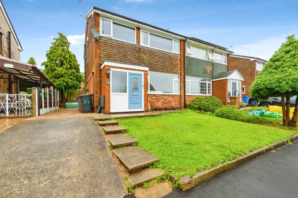 Main image of property: Ashford Avenue, MANCHESTER, Lancashire, M28