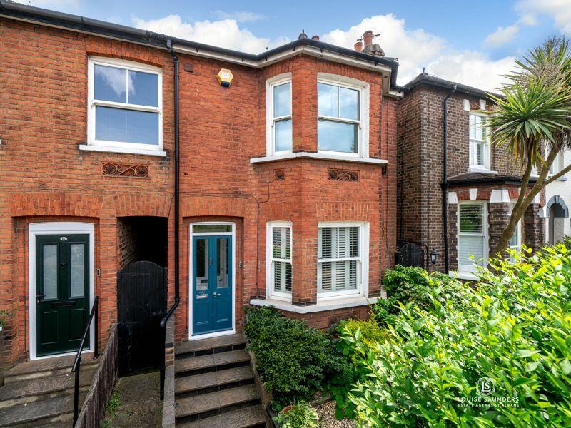 4 bedroom end of terrace house for sale in Alma Road, St Albans , AL1