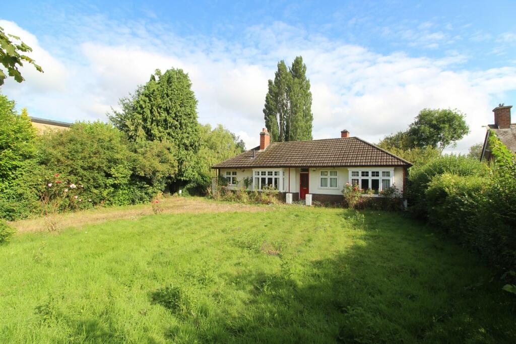 3 bedroom detached bungalow for sale in Station Road, Countesthorpe