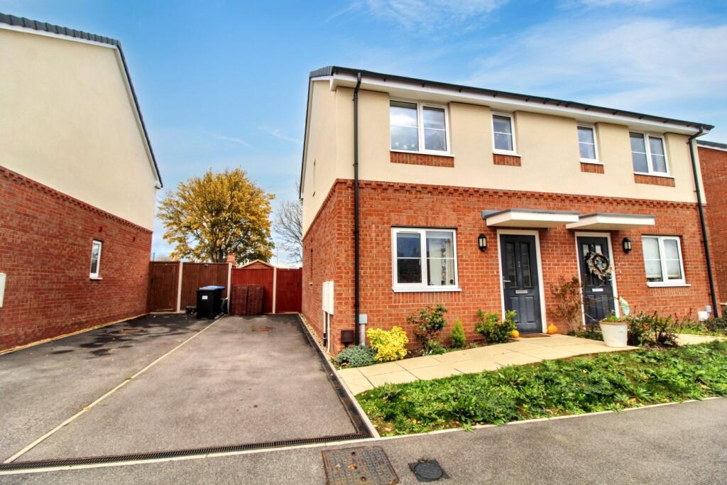 Main image of property: Bromley Close, Fleckney, Leicester, LE8