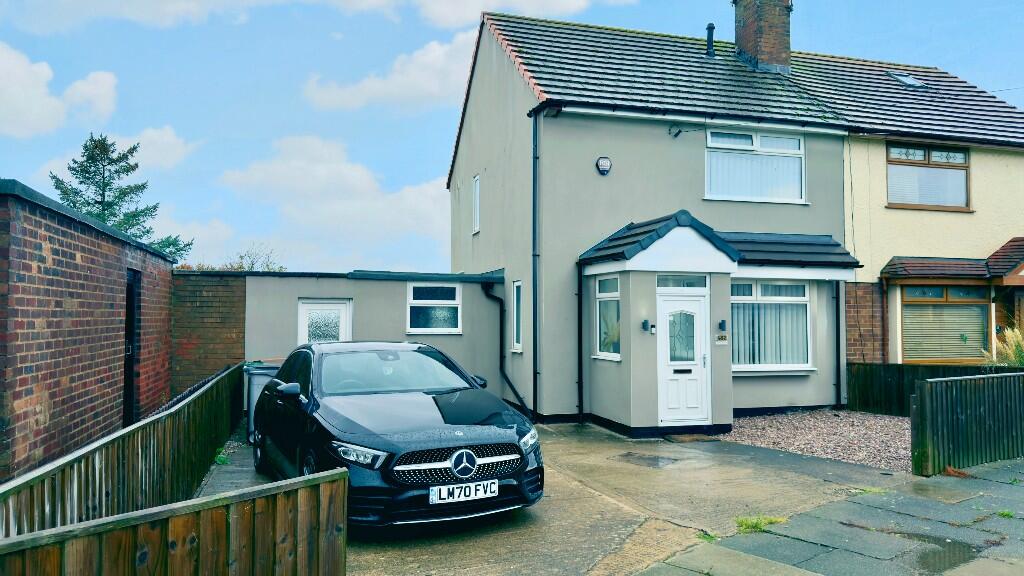 Main image of property: Tern Way, CH46