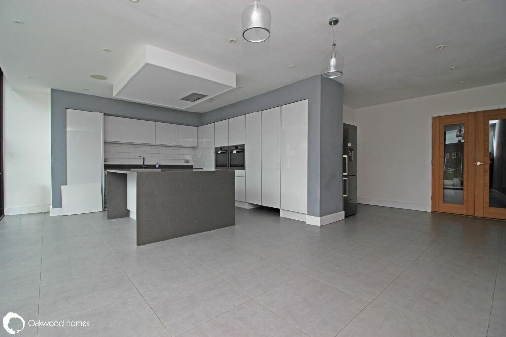 Additional property image - Gladstone Road, Broadstairs