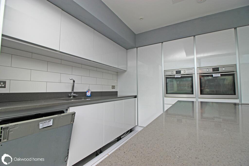 Additional property image - Gladstone Road, Broadstairs