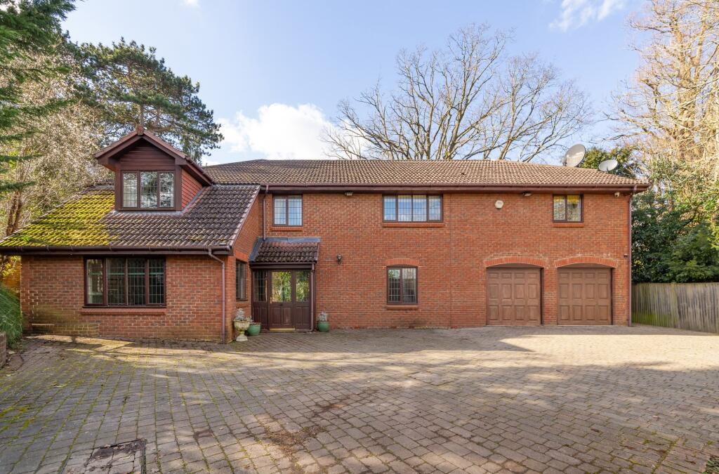 Main image of property: Scotts Lane, Bromley, BR2