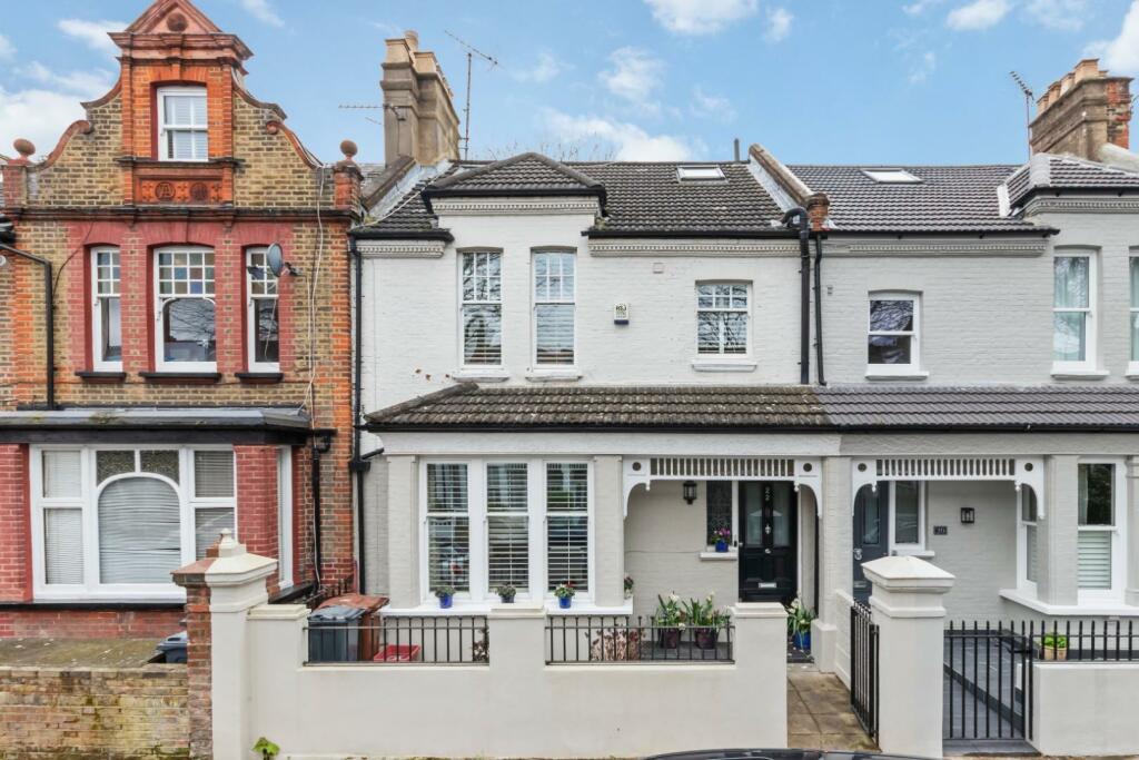 4 bedroom terraced house for sale in Brackley Road, Chiswick, London, W4