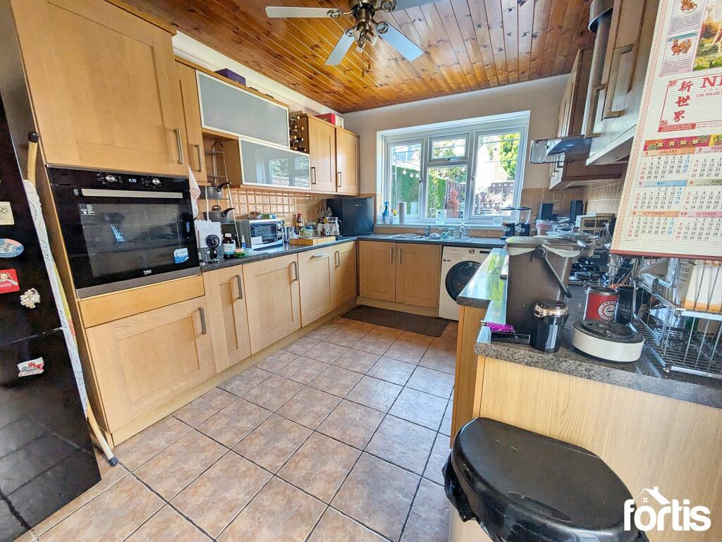 Additional property image - Bromsgrove Street, Cardiff, CF11
