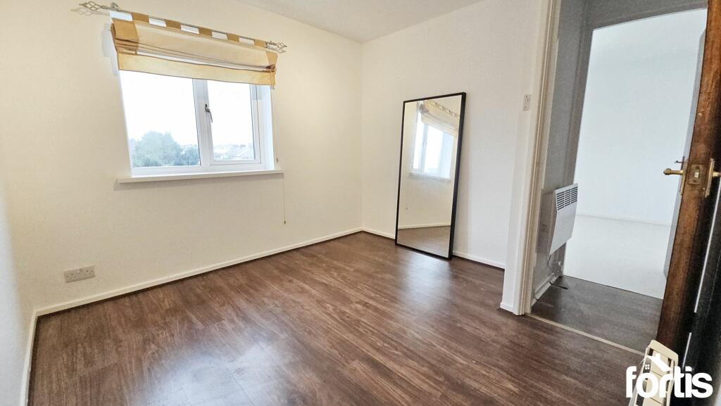 Additional property image - Oxwich Close, Cardiff, CF5