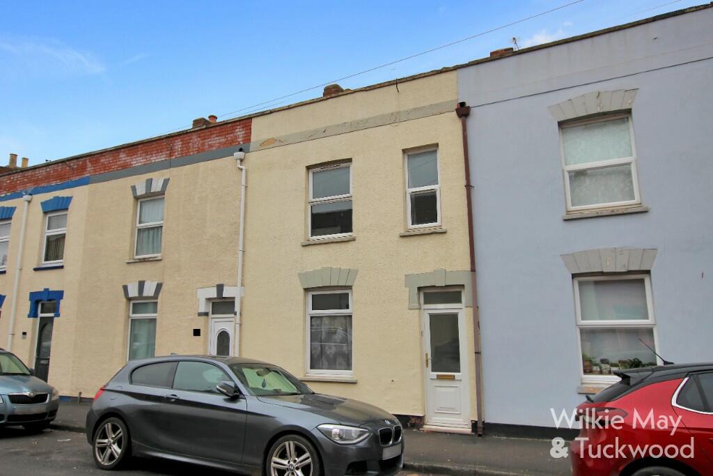 2 bedroom terraced house for sale in Wellington Road, Bridgwater