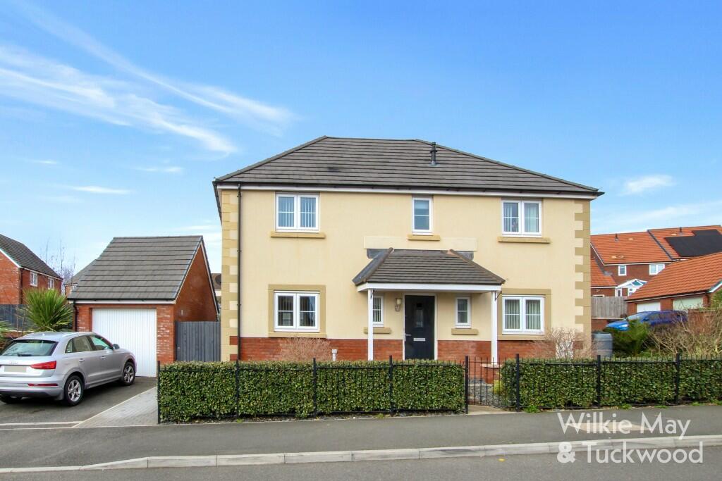 4 bedroom detached house for sale in Haygrove Park Road, Bridgwater