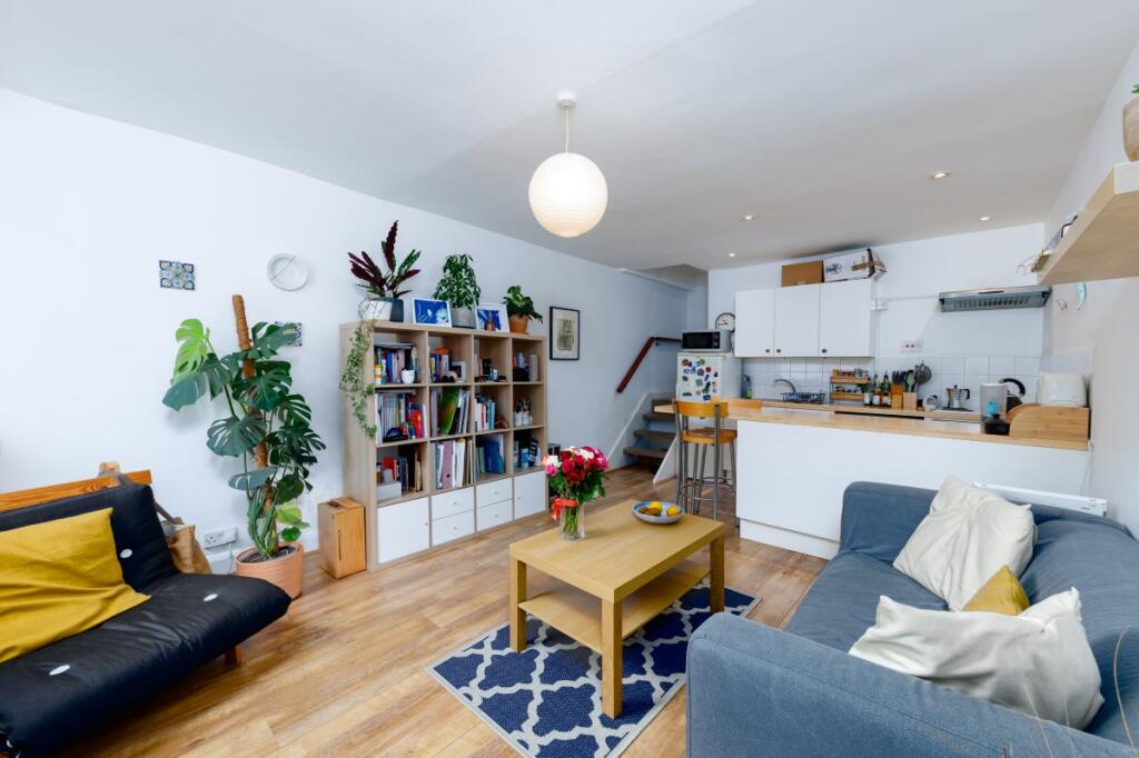 Main image of property: Stonhouse Street,, Sw4