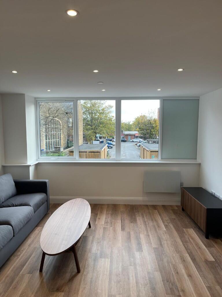 Main image of property: New Road, Gravesend, Kent, DA11