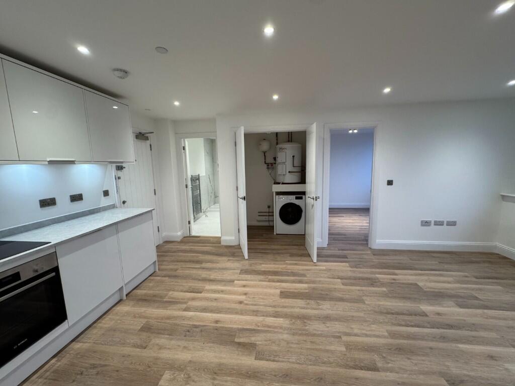 Main image of property: New Road, Gravesend, Kent, DA11