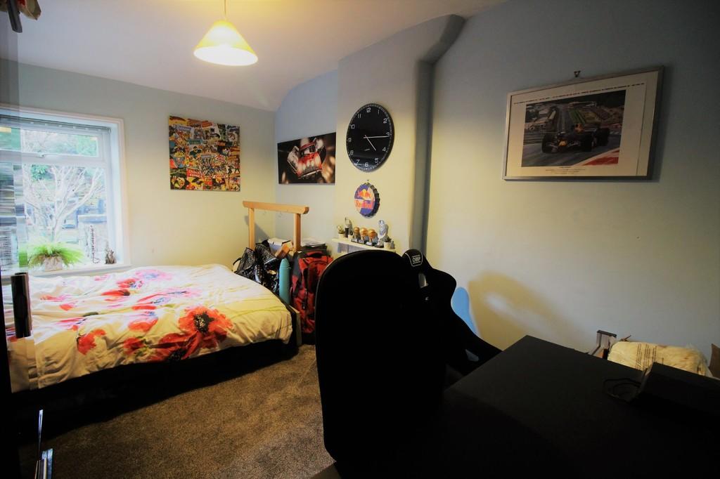 4 bedroom end of terrace house for sale in Kinder Road, Hayfield , High Peak , SK22