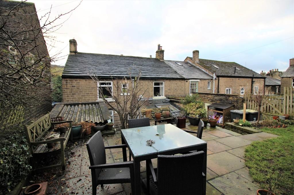 4 bedroom end of terrace house for sale in Kinder Road, Hayfield , High Peak , SK22