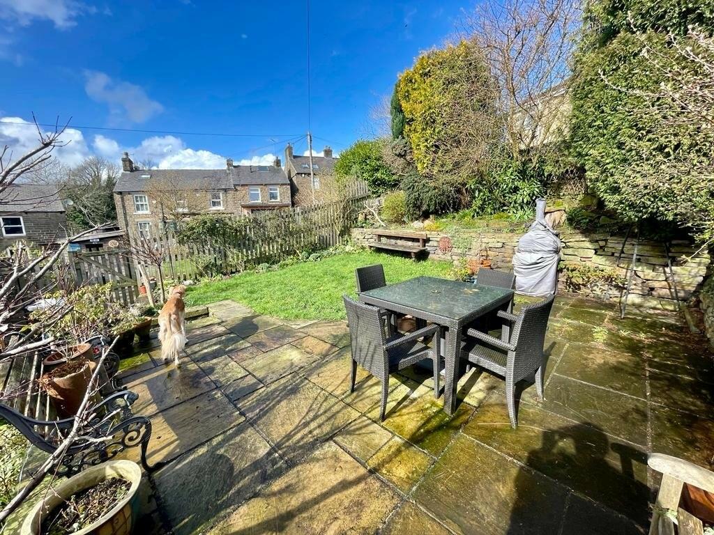 4 bedroom end of terrace house for sale in Kinder Road, Hayfield , High Peak , SK22