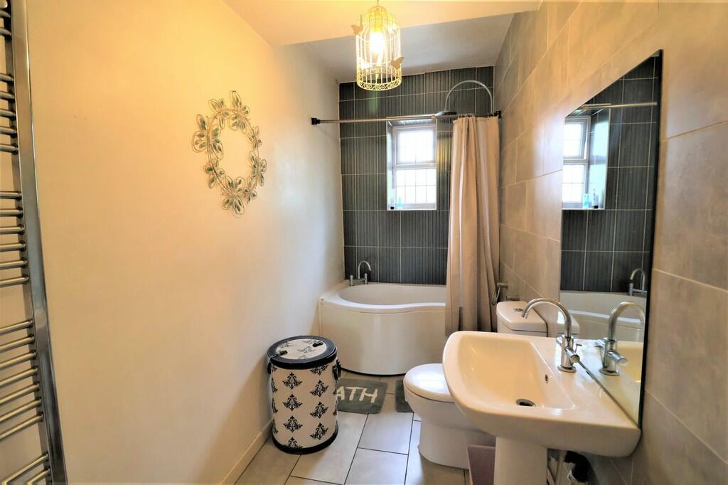 3 bedroom terraced house for sale in Charlestown Road , Glossop, SK13