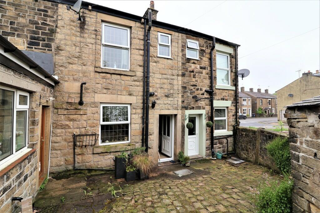 3 bedroom terraced house for sale in Charlestown Road , Glossop, SK13
