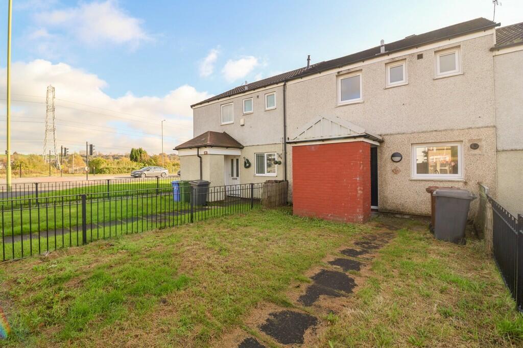 2 bedroom terraced house for sale in Underwood Road, Hattersley, SK14