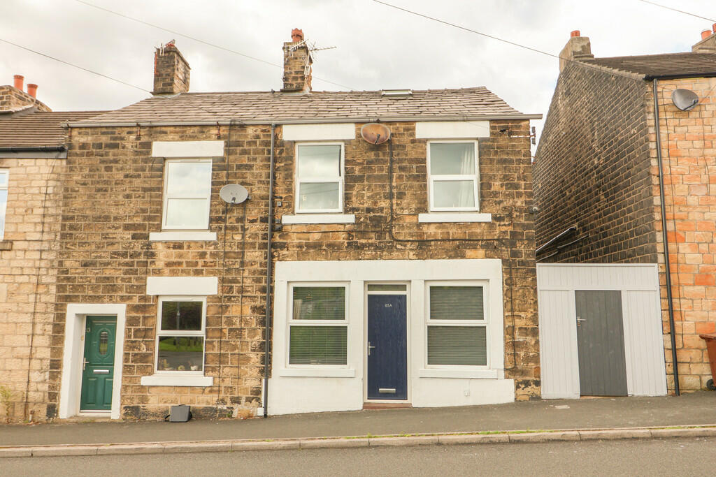 2 bedroom end of terrace house for sale in Woolley Bridge Road