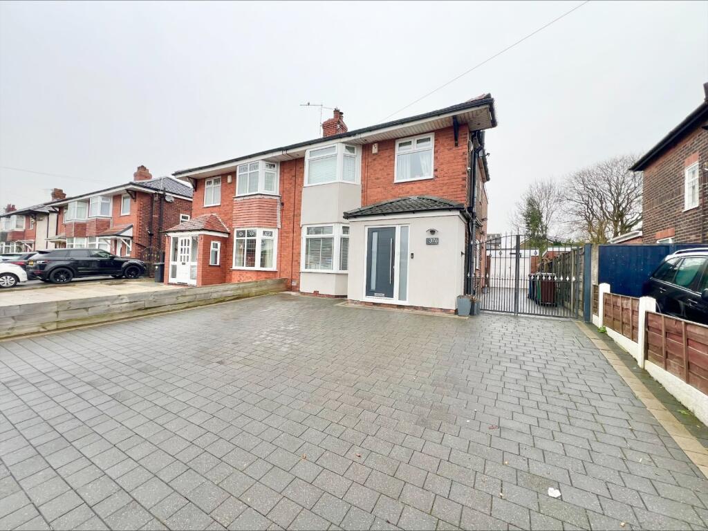 Additional property image - Brandlesholme Road, Bury, Greater Manchester, BL8
