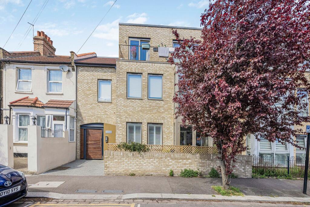 Main image of property: Craft Mews, Wilmot Road, Leyton, E10