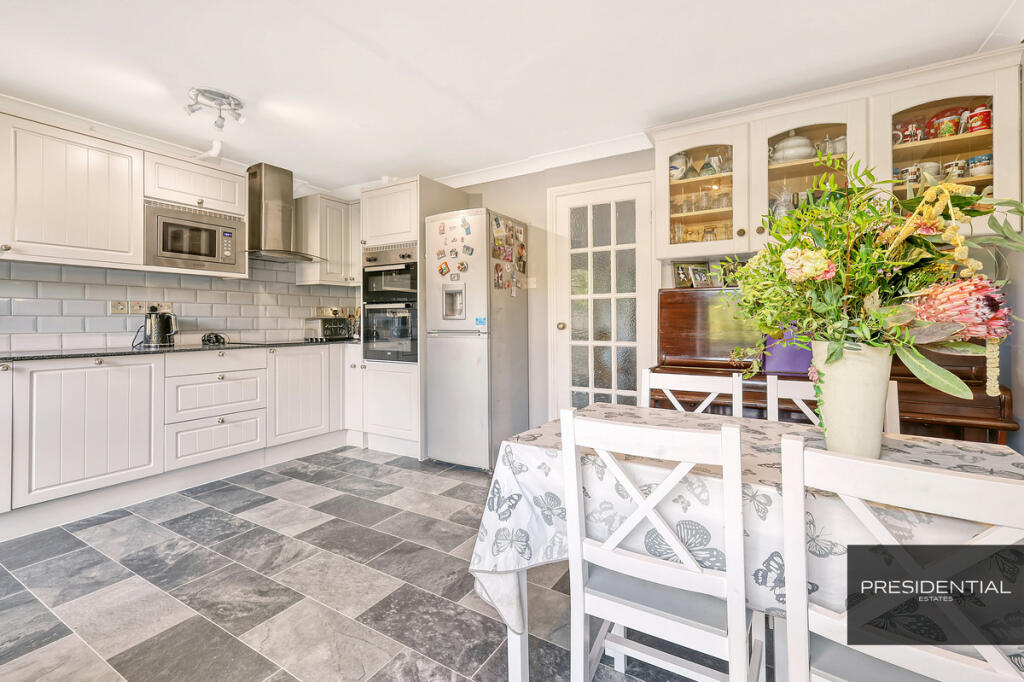 3 bedroom terraced house for sale in The Pines, Woodford Green, IG8