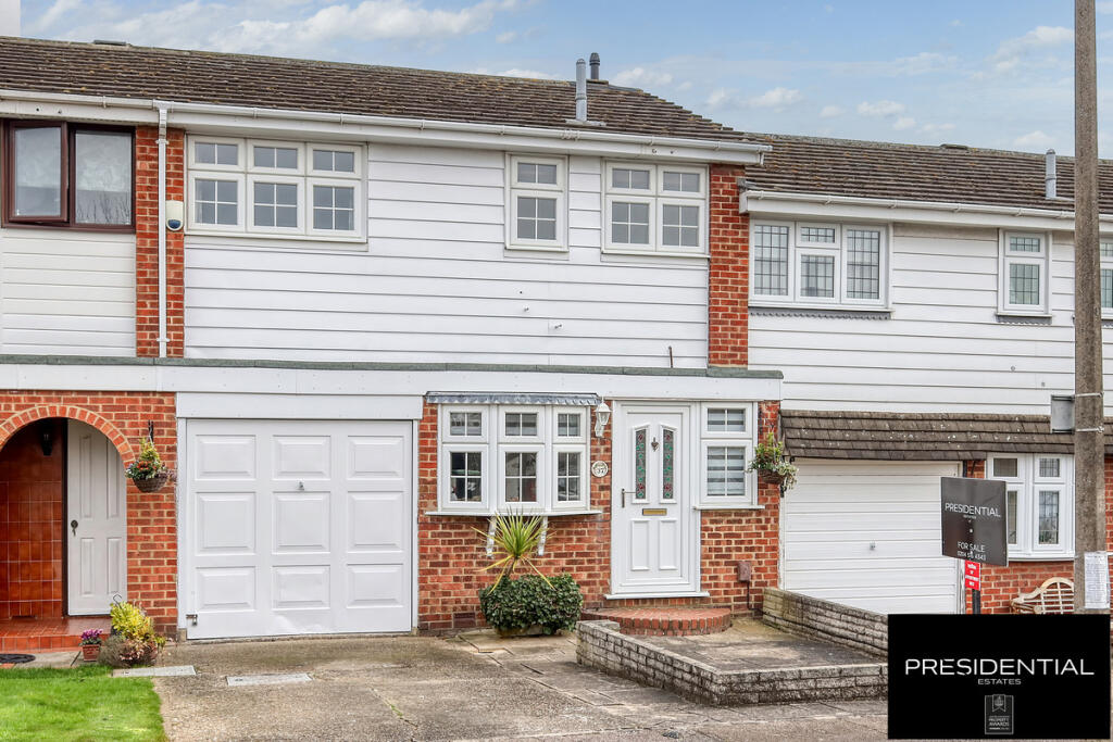 Main image of property: High Meadows, Chigwell, IG7